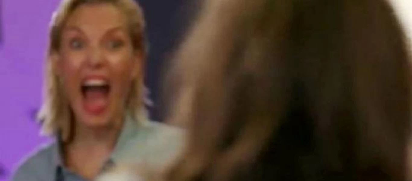 Την κατέστρεψαν: Πήραν την πιο όμορφη παίκτρια του GNTM και την κούρεψαν σαν… playmobil